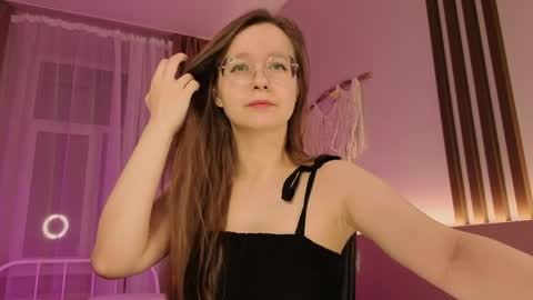 Snapshot of cassiecool chatting on 17, 5, 2026 assie online show from 17, 5, 2026
