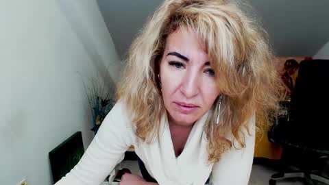 CassieJonas online show from 27, 1, 2025