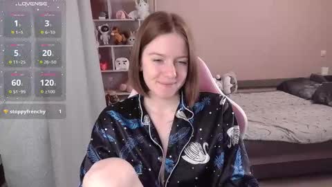 Snapshot of cassiejuice chatting on 4, 11, 2025 Cassie online show from 4, 11, 2025