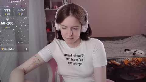 Snapshot of cassiejuice chatting on 21, 11, 2025 Cassie online show from 21, 11, 2025