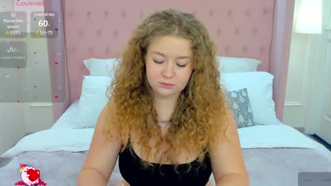 Snapshot of cassieride chatting on 19, 1, 2025 Curly online show from 19, 1, 2025