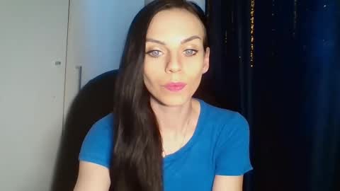 Snapshot of cassiexqueen chatting on 12, 10, 2025 Cassie online show from 12, 10, 2025