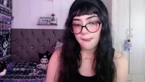 Mila online show from 13, 3, 2026