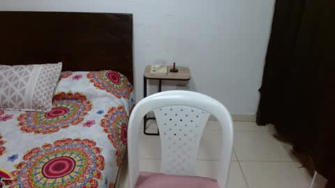 Snapshot of cataleya_ardiente1 chatting on 18, 12, 2024 isabel online show from 18, 12, 2024