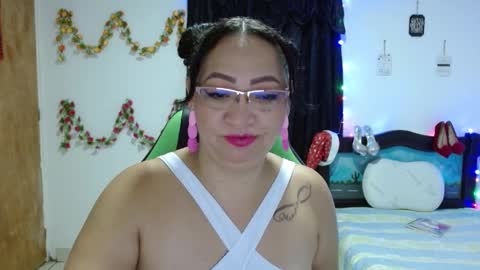 Snapshot of cataleya_ardiente1 chatting on 20, 12, 2024 isabel online show from 20, 12, 2024
