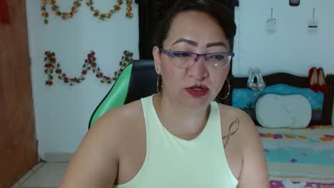 Snapshot of cataleya_ardiente1 chatting on 25, 1, 2025 isabel online show from 25, 1, 2025