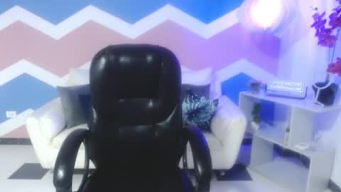 Snapshot of cataleya_eebony chatting on 1, 12, 2025 cataleya_eebony online show from 1, 12, 2025