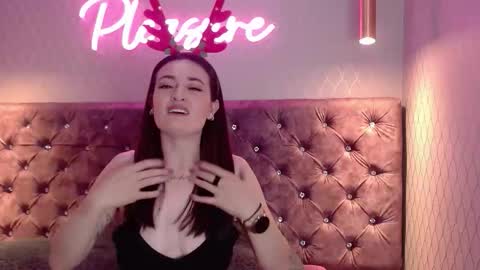 cataleyadamourx online show from 21, 12, 2025