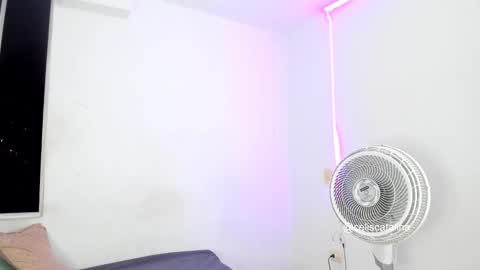 celiscatalina instagram online show from 6, 11, 2025