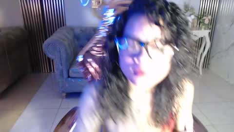 Catalina  online show from 17, 9, 2025