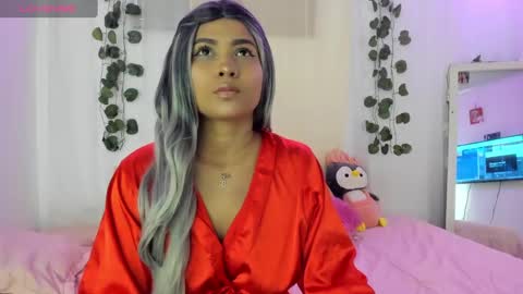 Snapshot of catalina_and_roger chatting on 11, 9, 2025 Cata y Roger online show from 11, 9, 2025