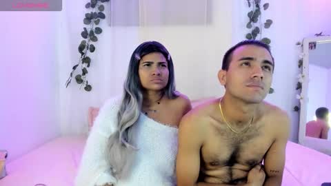 Snapshot of catalina_and_roger chatting on 18, 10, 2025 Cata y Roger online show from 18, 10, 2025