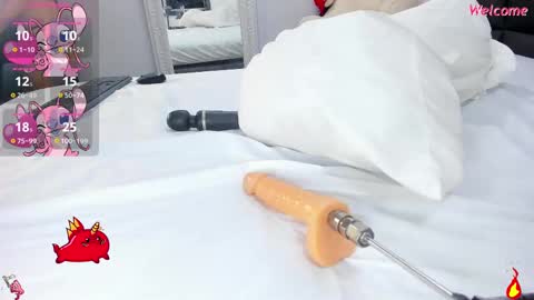 Snapshot of catalina_jonex chatting on 4, 10, 2025 catalina_jonex online show from 4, 10, 2025