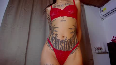 Snapshot of catalina_llanos chatting on 7, 12, 2024 Catalina 3 online show from 7, 12, 2024