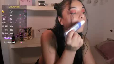 Snapshot of catalinagarciaa chatting on 5, 7, 2026 Catalina Garcia online show from 5, 7, 2026