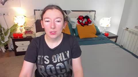 Catrin online show from 31, 10, 2025