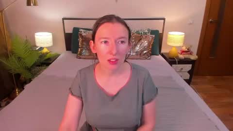 Snapshot of catherinewalls chatting on 18, 7, 2026 Catrin online show from 18, 7, 2026