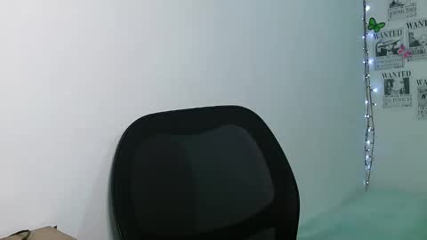 Snapshot of cathywaynef chatting on 3, 10, 2025 cathywaynef online show from 3, 10, 2025
