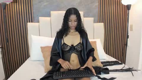 catiusca_reyes_03 online show from 22, 11, 2025