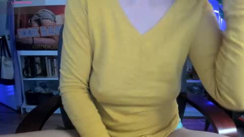 some call me djcatnips some call me CC but i love it when you call me miss catnips  online show from 19, 12, 2024