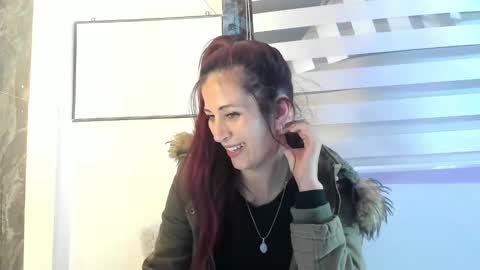 Snapshot of catt_evans1 chatting on 29, 12, 2024 CATT EVANS online show from 29, 12, 2024
