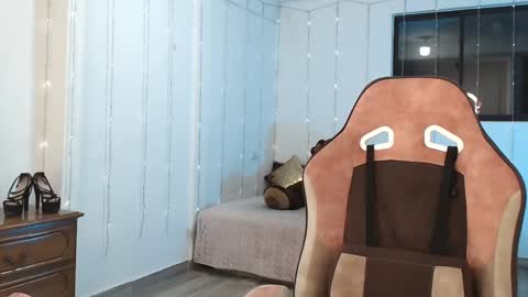  Cattleya you can tell me Leya too.     online show from 10, 3, 2025