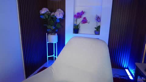 cattleyascaly online show from 20, 9, 2025