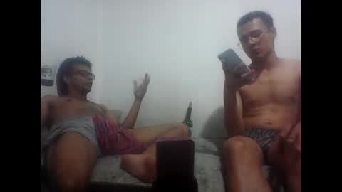 hanging out online show from 3, 3, 2025