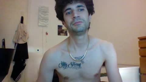Snapshot of cazzone98italiano chatting on 26, 6, 2026 cazzone98italiano online show from 26, 6, 2026