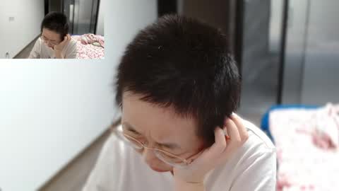 Snapshot of cbz112233 chatting on 24, 4, 2026 ANNYANNY online show from 24, 4, 2026