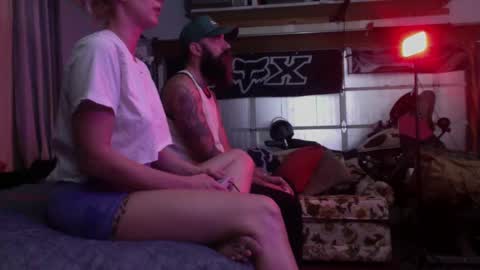 Snapshot of ccgreysweatpants chatting on 29, 9, 2025 WHAT CAN YOU GET US TO DO online show from 29, 9, 2025