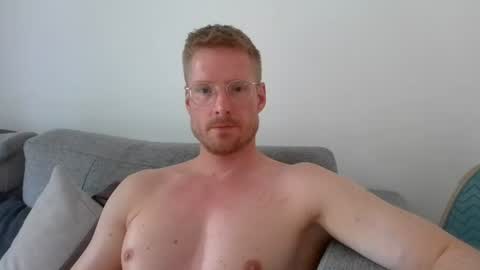 Snapshot of ccloser87 chatting on 17, 6, 2026 ccloser87 online show from 17, 6, 2026