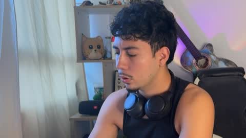 Snapshot of cdcanon chatting on 12, 10, 2025 Carlos online show from 12, 10, 2025