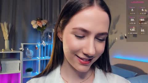 Josie Manesi online show from 23, 2, 2025