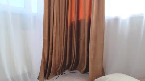 Josie Manesi online show from 21, 3, 2026