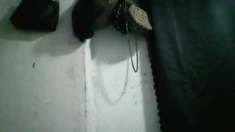 celena438935 online show from 25, 11, 2025