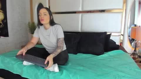 celeste_starsss online show from 14, 9, 2025