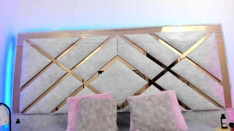 Celeste - Derek online show from 9, 4, 2026