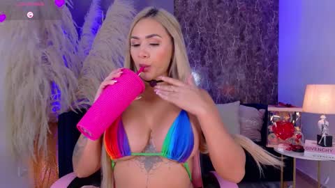   online show from 23, 10, 2025