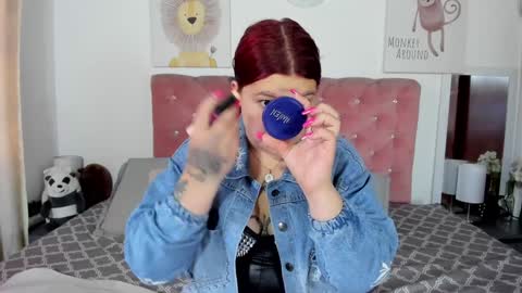 Snapshot of celesteredds chatting on 21, 12, 2024 Celeste online show from 21, 12, 2024