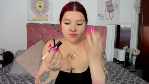 Snapshot of celesteredds chatting on 23, 12, 2024 Celeste online show from 23, 12, 2024