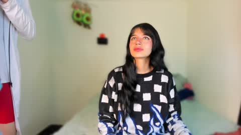 Snapshot of celestexcute chatting on 1, 2, 2025 Celeste online show from 1, 2, 2025