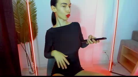 Celine Roxelle online show from 21, 10, 2025