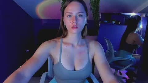 Snapshot of celinecharm_ chatting on 17, 9, 2025 elin online show from 17, 9, 2025