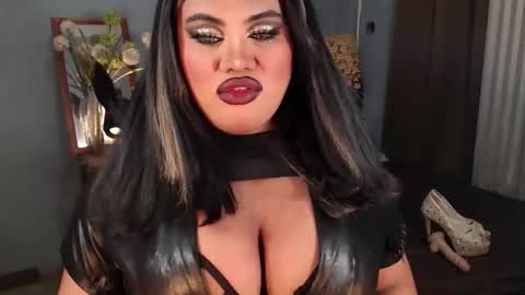 Snapshot of cellinekittcumerr chatting on 9, 10, 2025 cellinekittcumerr online show from 9, 10, 2025