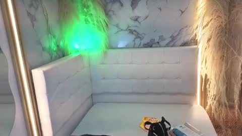 Cerecita  online show from 18, 4, 2026