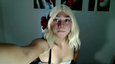 certifiedxdoll_beverly69 online show from 29, 6, 2026