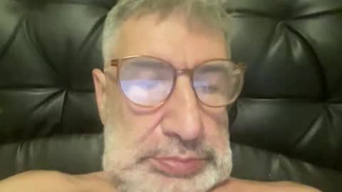 champsex305610 online show from 21, 12, 2025