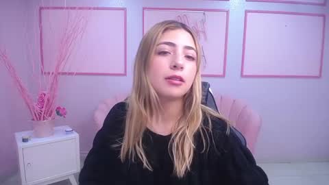 Snapshot of channel_blonde_a chatting on 1, 12, 2024 channel_blonde_a online show from 1, 12, 2024