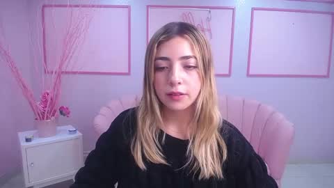 Snapshot of channel_blonde_a chatting on 1, 12, 2024 channel_blonde_a online show from 1, 12, 2024